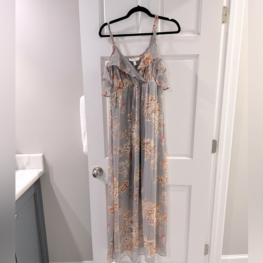 Jessica Simpson maternity dress